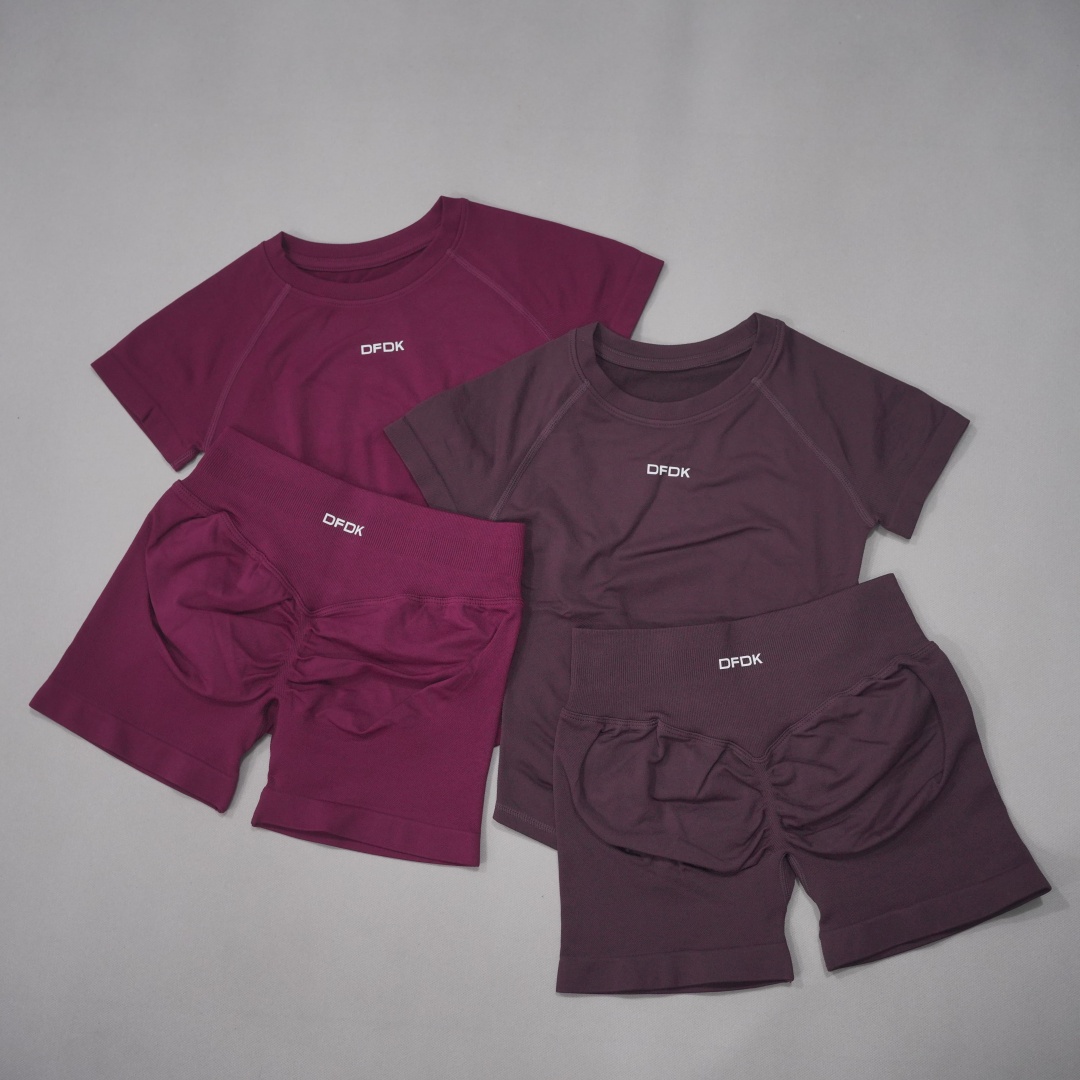 DFWomen 2Pcs Seamless Yoga Set - Crossfit Yoga review and price